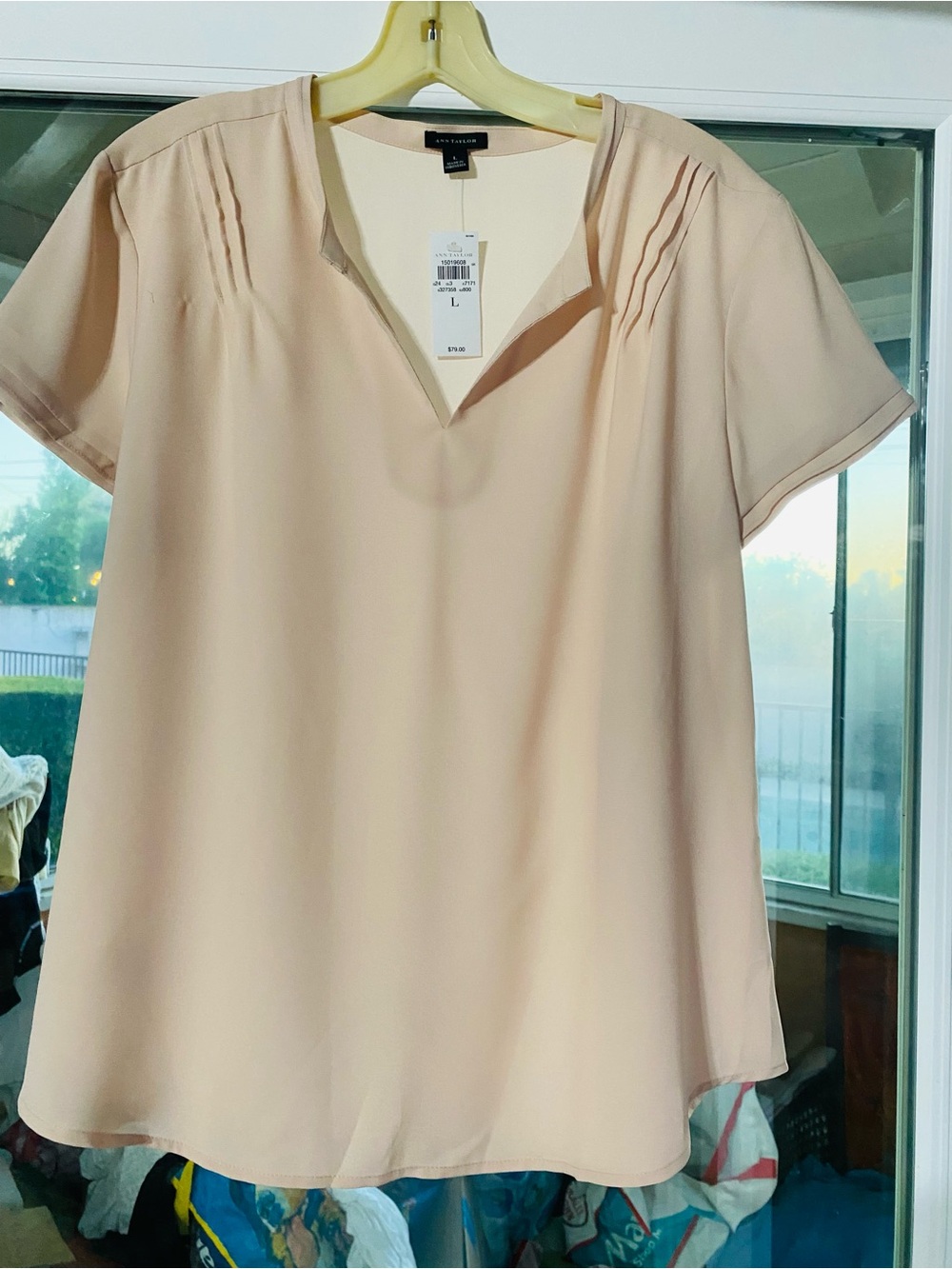 NWT Ann Taylor Blush Split Neck Pleated Shoulder Blouse L